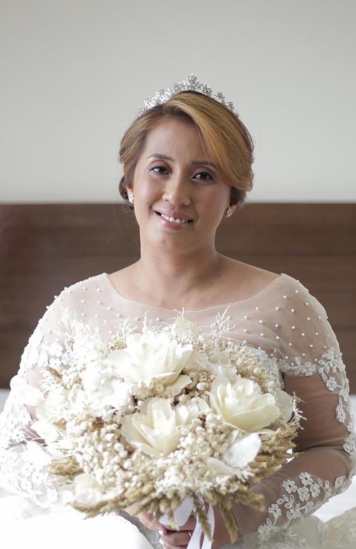 Bridal makeup look, soft and natural for a wedding day